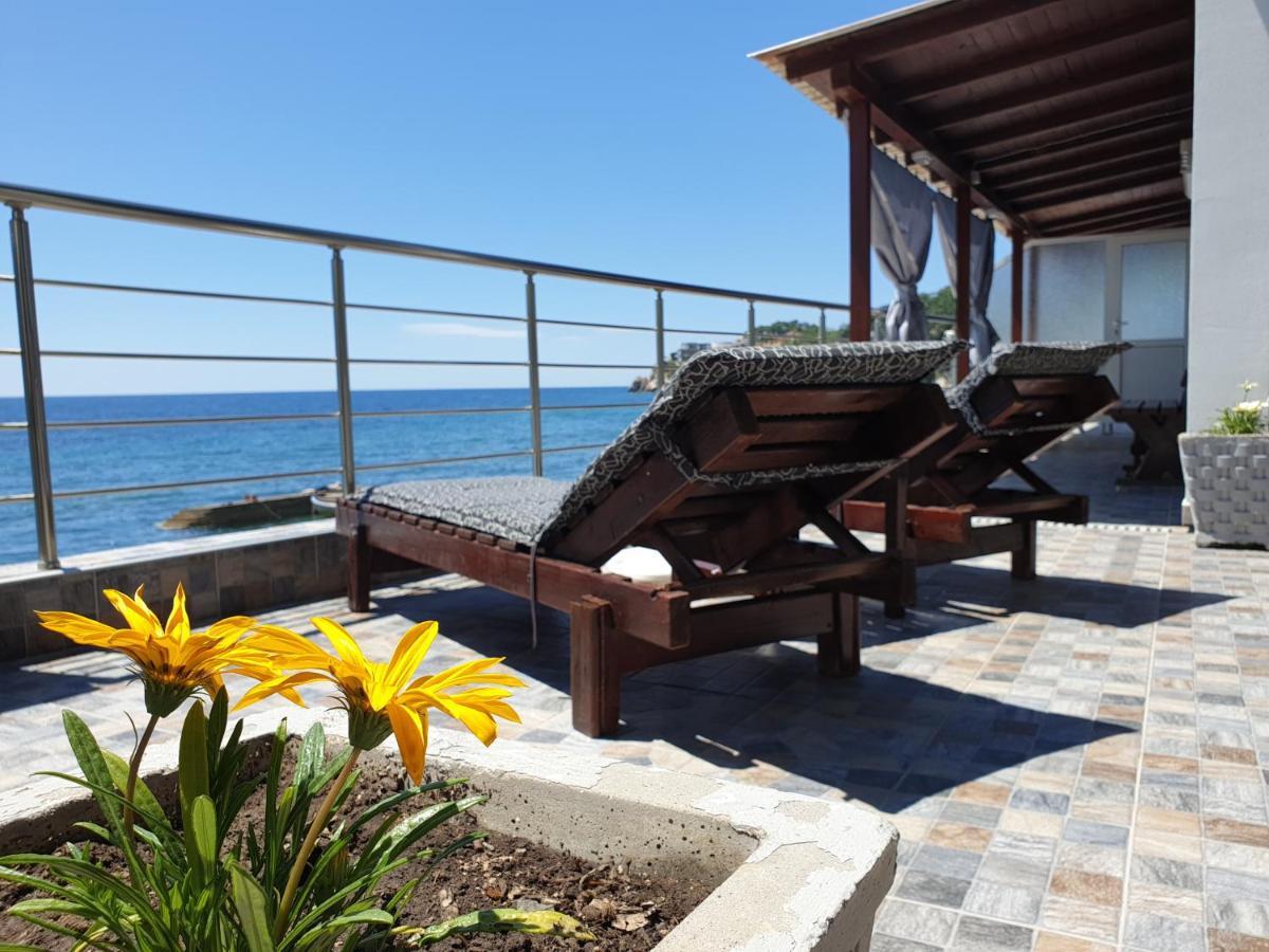 Holiday House Kruce Ulcinj Exterior photo